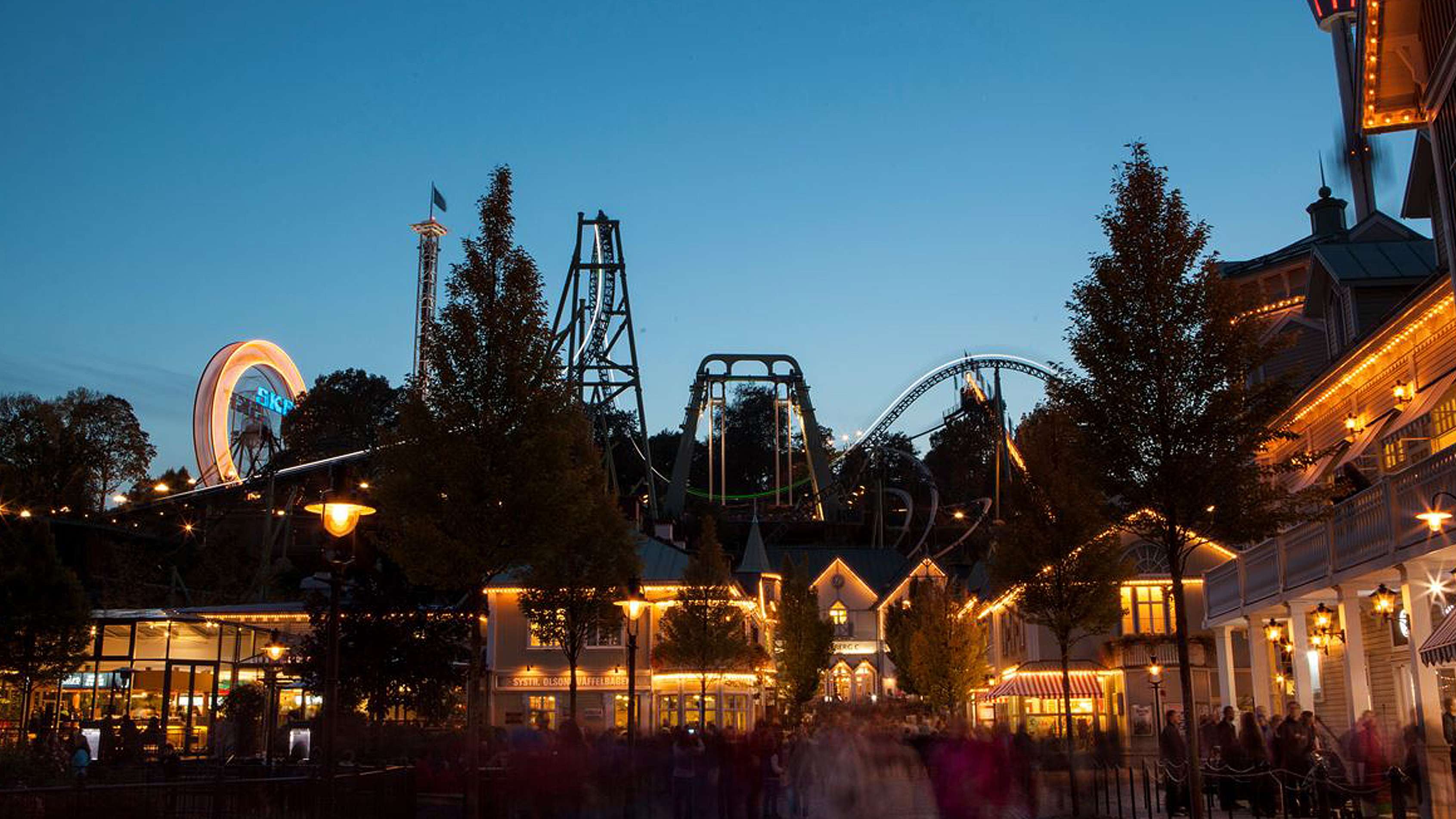 Liseberg capta la atención de los visitantes con la señalización digital